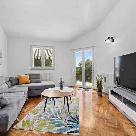 別荘 Villa Musalez Musalez